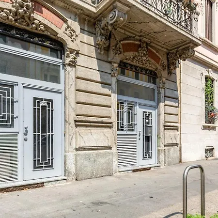 Appartement Modern Apt 300mt From Central Station! *