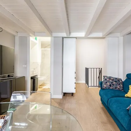 Modern Apt 300mt From Central Station! * Milan