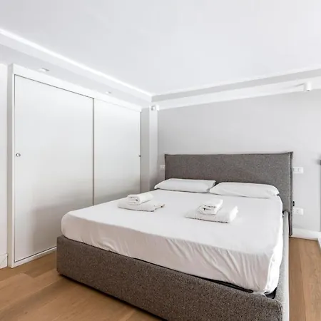 Modern Apt 300mt From Central Station! *